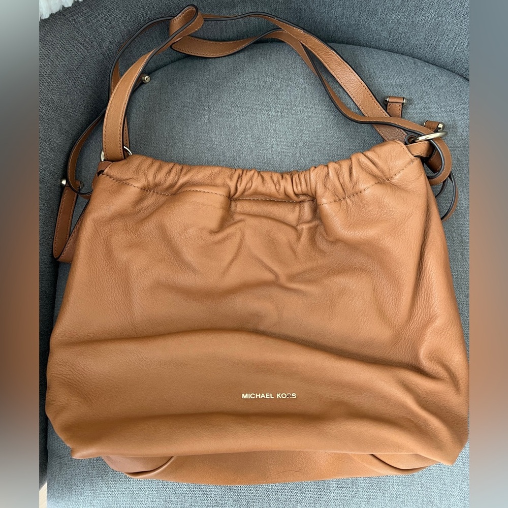 Michael Kors leather shoulder bag
